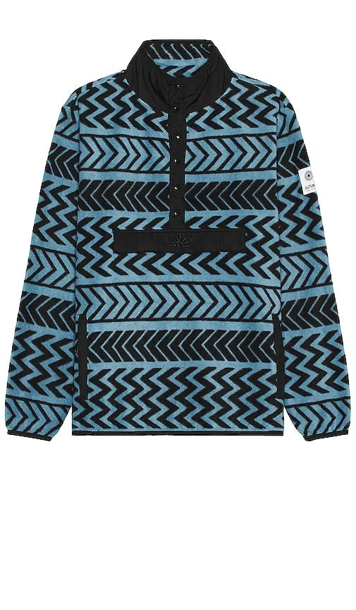 Autumn Headwear Orb Half Snap Fleece Sweater in Blue